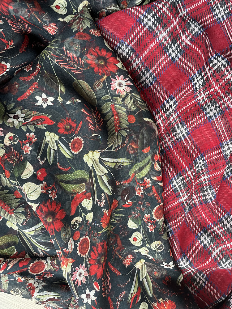 картинка Шифон в красный тартан от Alexander Mcqueen от магазина