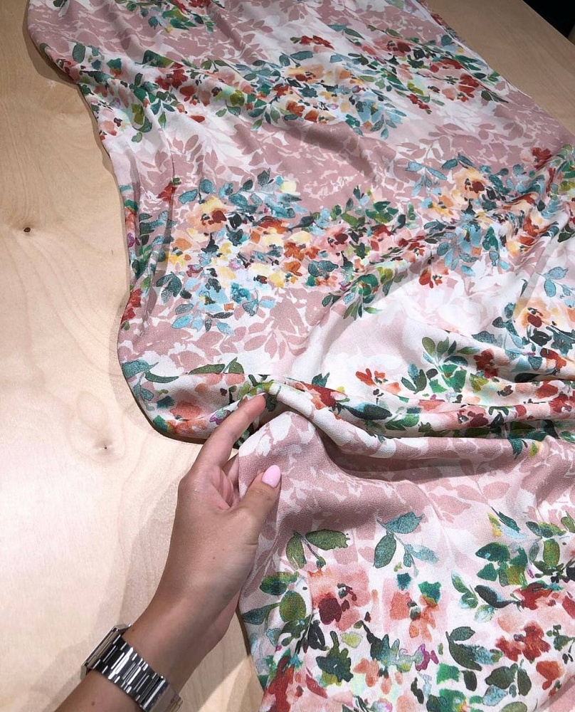картинка Плательная креп-вискоза от Max Mara от магазина