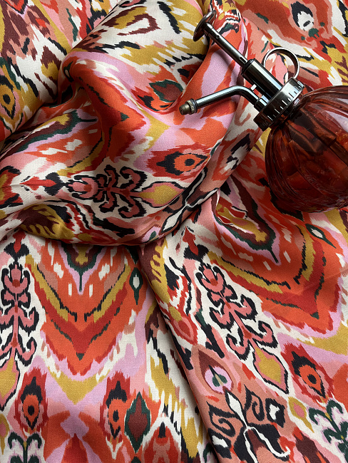 картинка Плательная атласная вискоза от Max Mara магазин являющийся официальным дистрибьютором в России 