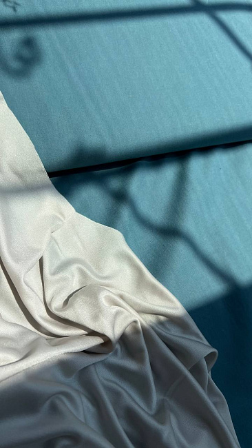картинка Маслянистый трикотаж  от Max Mara как вторая кожа магазин являющийся официальным дистрибьютором в России 