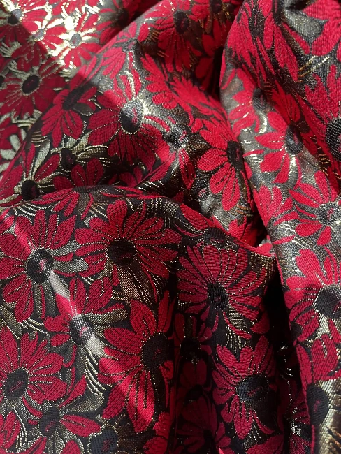картинка Королевский жаккард от Dolce&Gabbana магазин являющийся официальным дистрибьютором в России 