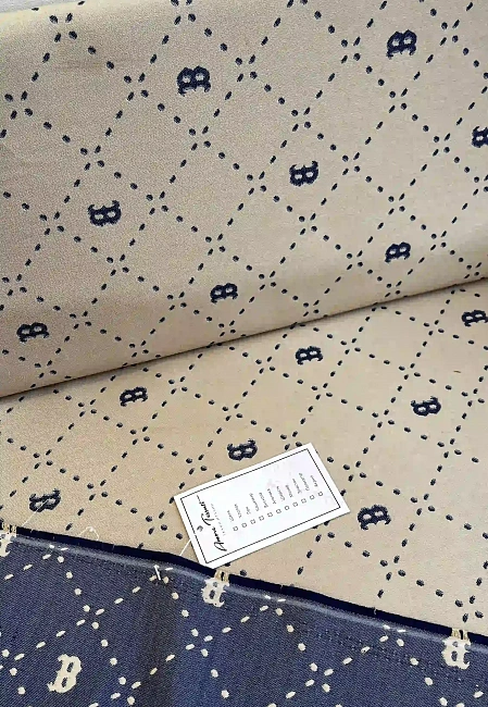 картинка Костюмная двусторонняя вискоза с монограммой Burberry магазин являющийся официальным дистрибьютором в России 